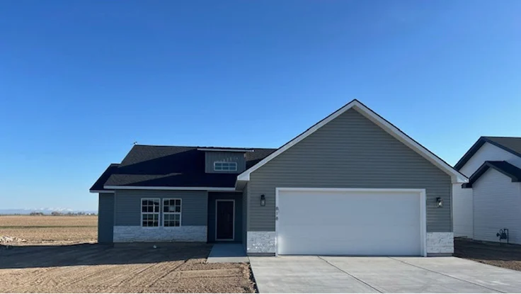 spec homes image